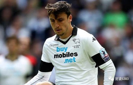  波鸿主帅赛后辞职，保级压力下教练席突遭变故  